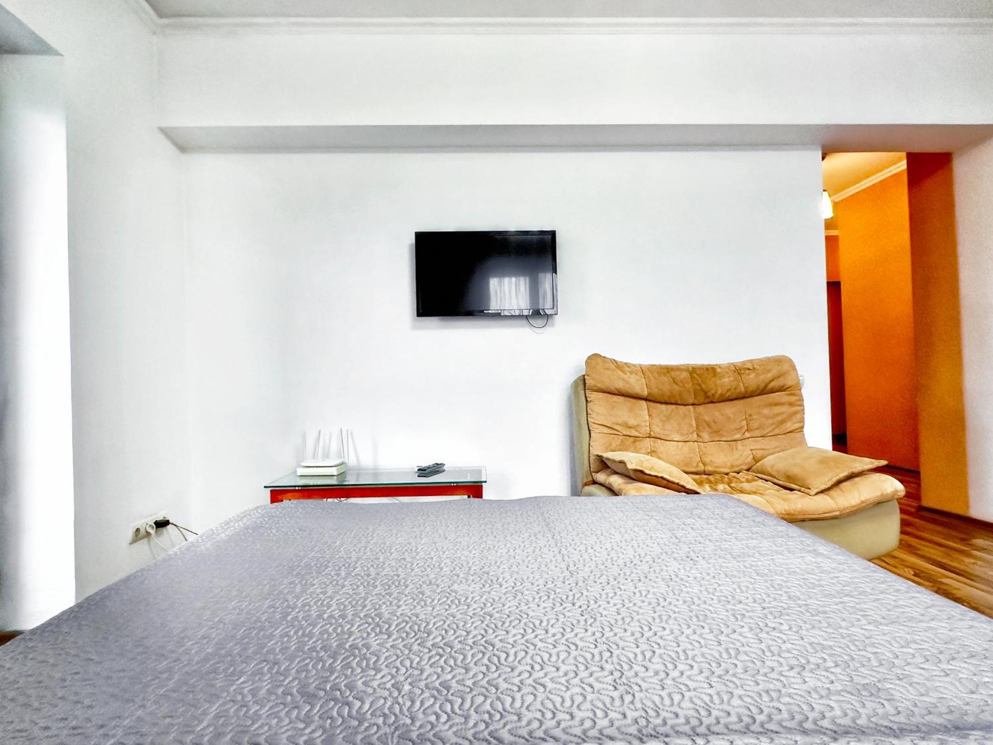 405 Lighthouse Samal - Traveler's Choice Apartment